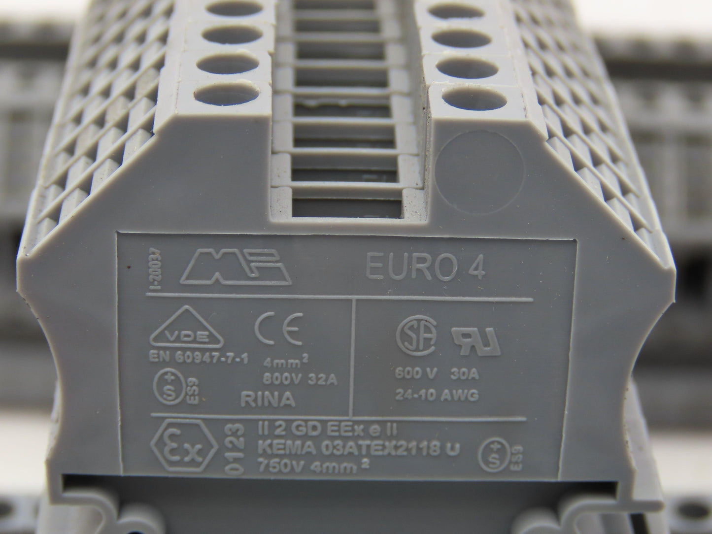 Morsettitalia MI EURO 4 Terminal Blocks Din Rail Block 600V 30A Lot of 199