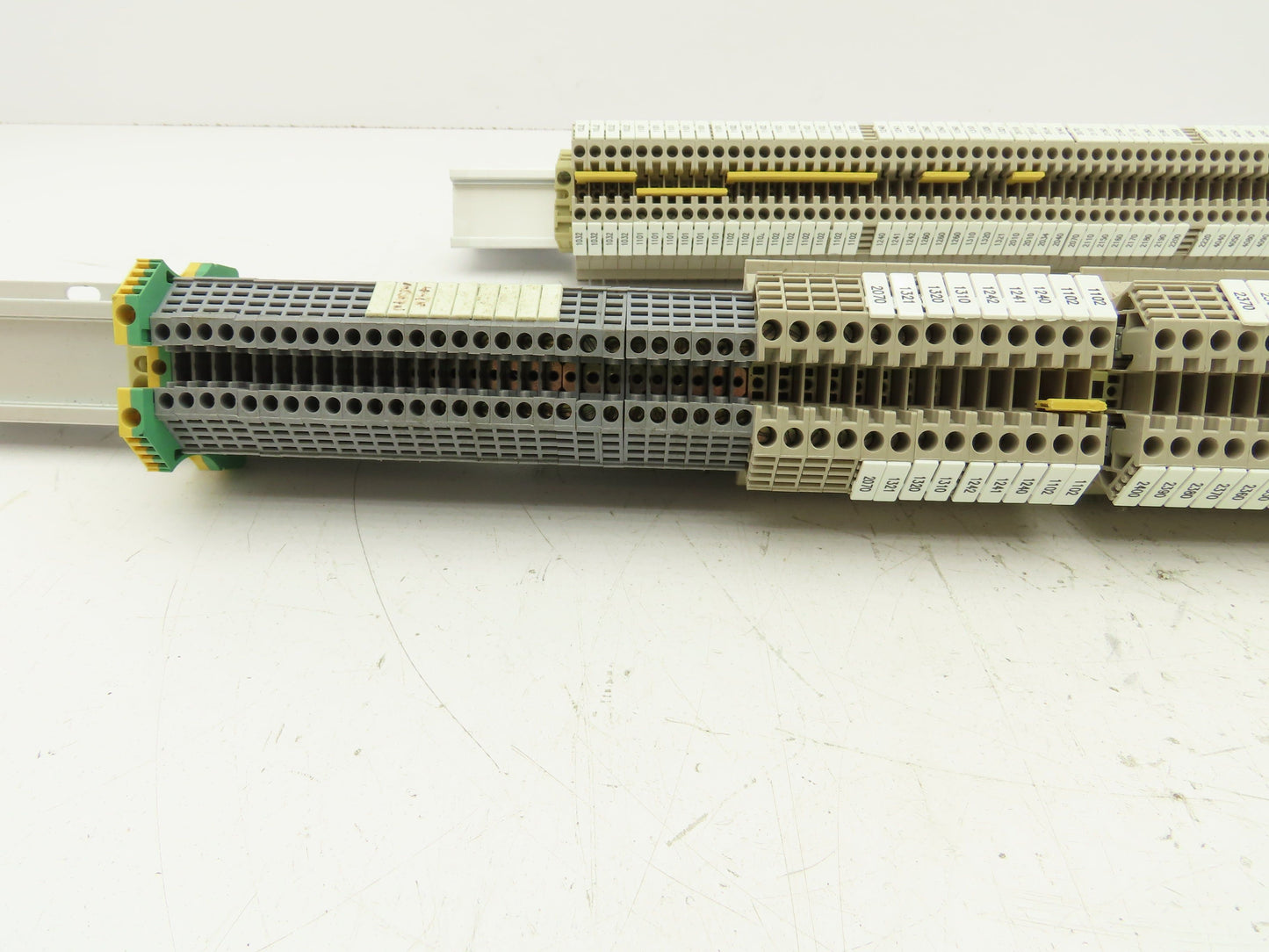 Weidmuller WDU-4 Terminal Block Din Rail 800V 4mm Lot of 146