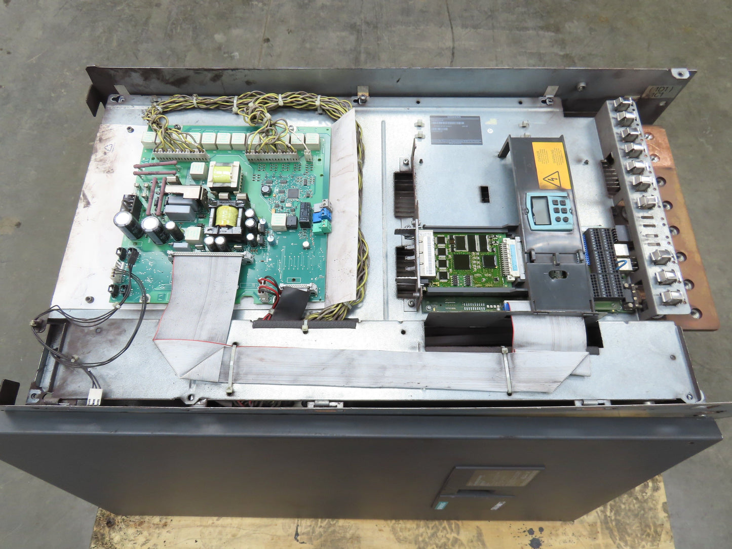 Siemens 6RA8097-4GV62 Sinamics DCM Drive 600VDC 2800A 4 Quadrant Operator Panel