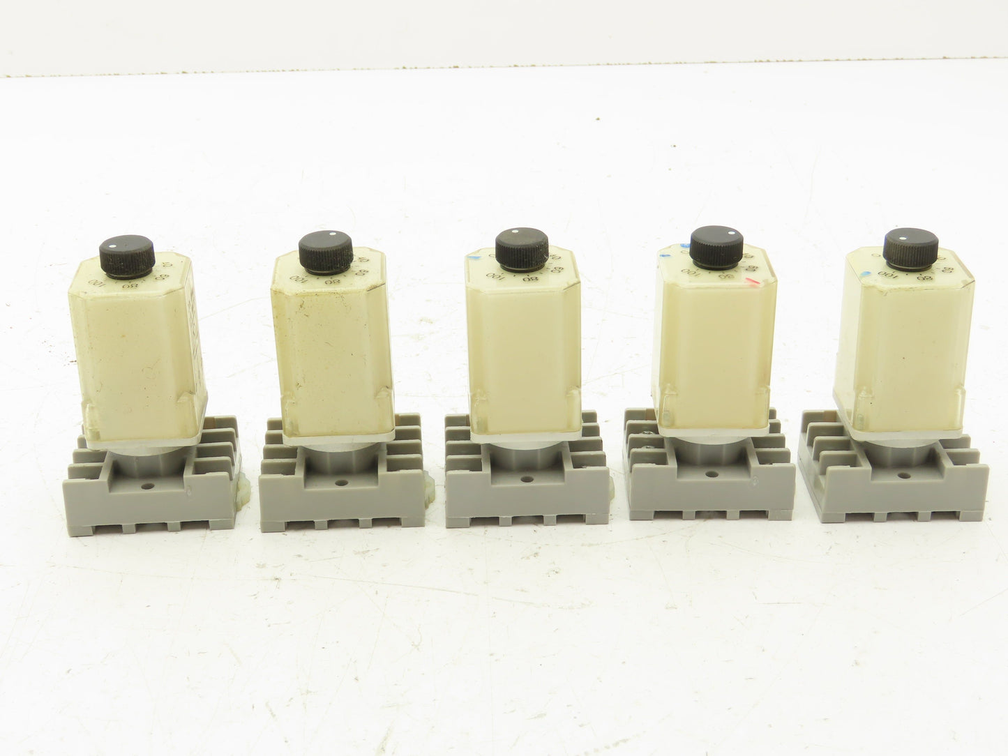Allen Bradley 700-HN125 Timer Delay Relay Socket Base 0-100 Seconds Lot of 5