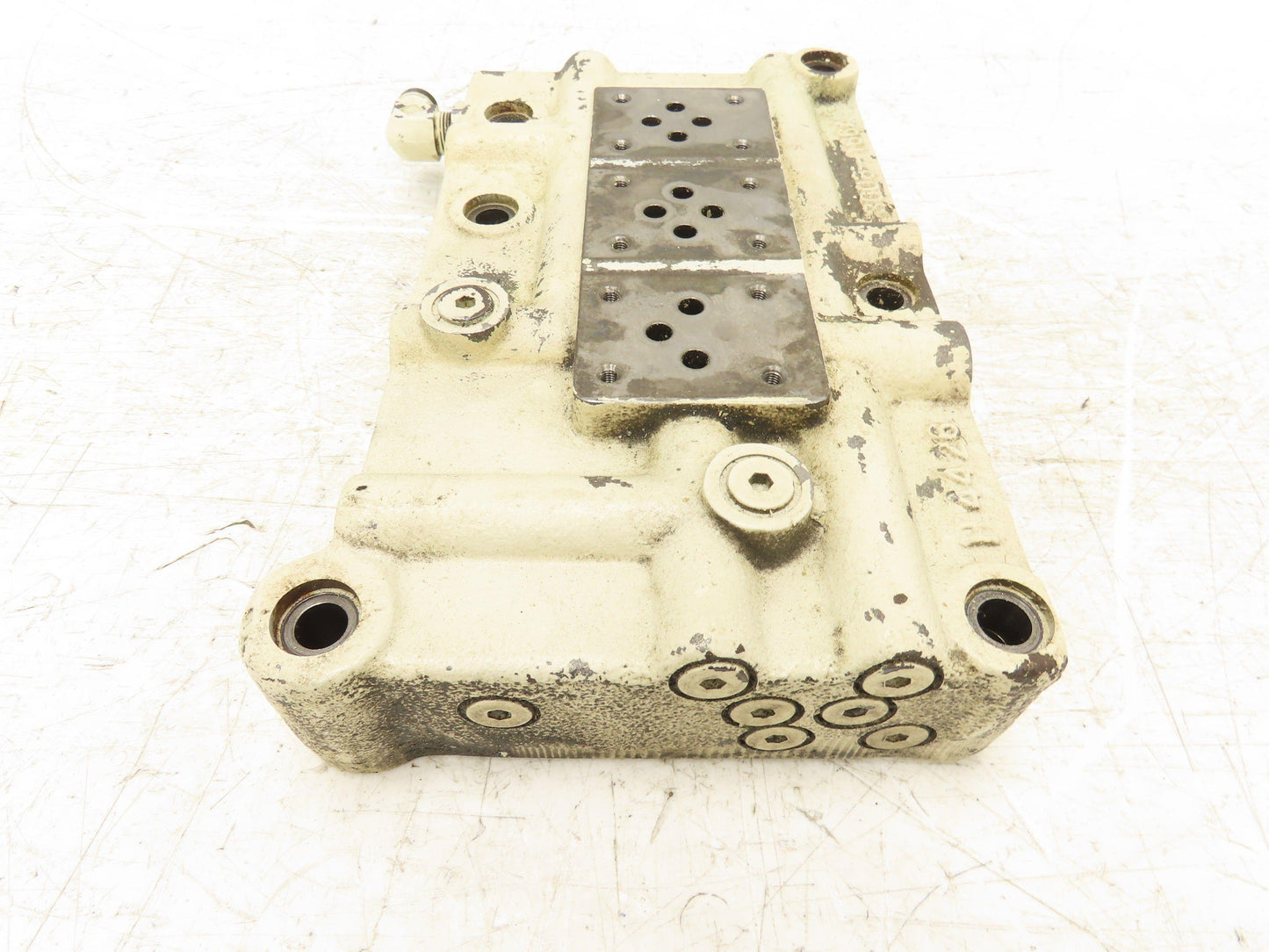 Shibaura UV-32C-102 Hydraulic 3-Station Valve Manifold