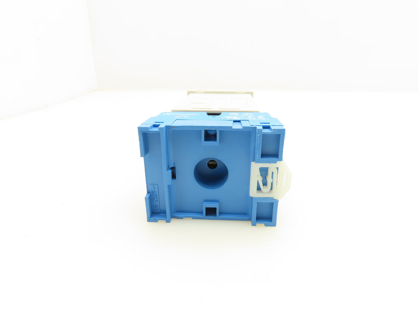 Finder 88.02 Multi-Voltage Plug-In Timer Socket Relay Base 0.5sec-100hr Lot of 2