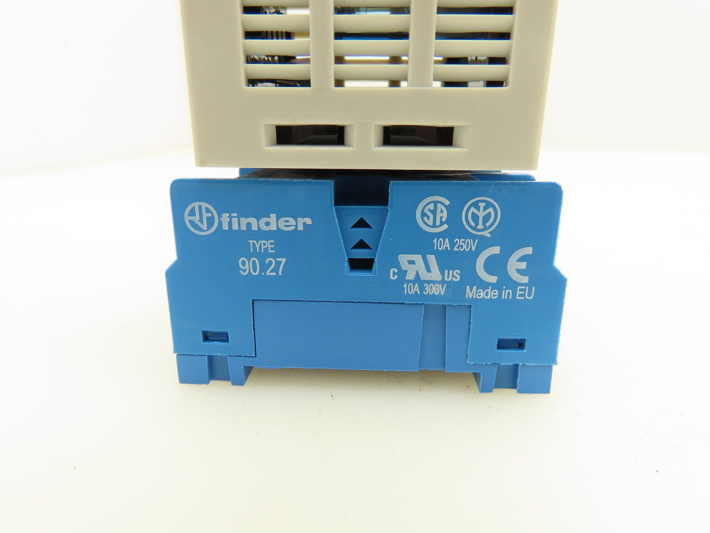 Finder 88.02 Multi-Voltage Plug-In Timer Socket Relay Base 0.5sec-100hr Lot of 2