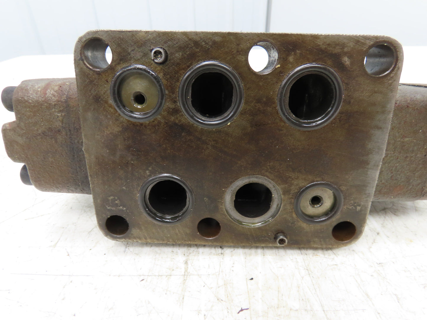 Bosch Rexroth 9810235508 Hydraulic Directional Control Solenoid Valve 24VDC