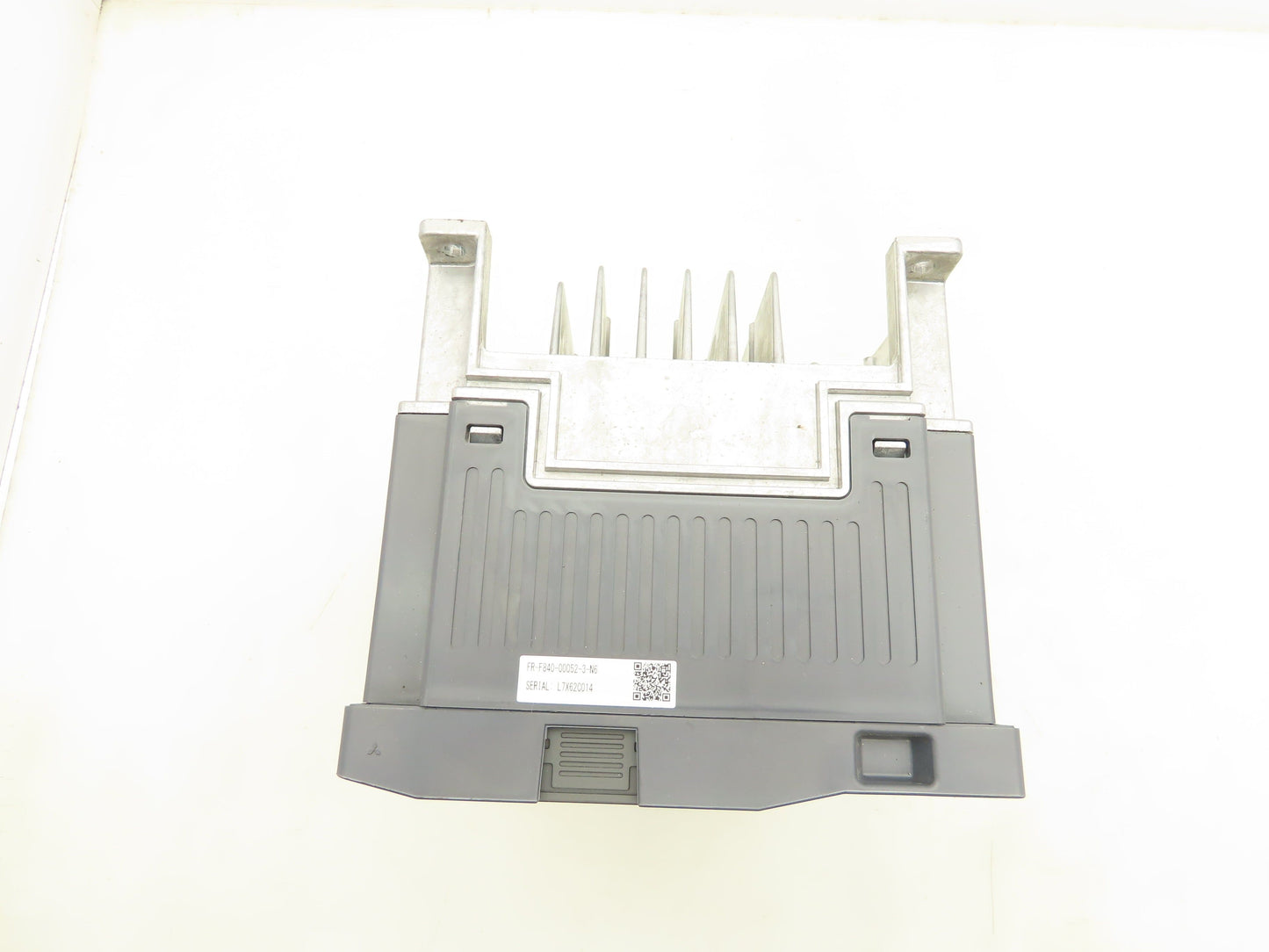 Mitsubishi Electric FR-F840-00052-3-N6 VFD Drive Inverter 3PH 380-500V 5.2A