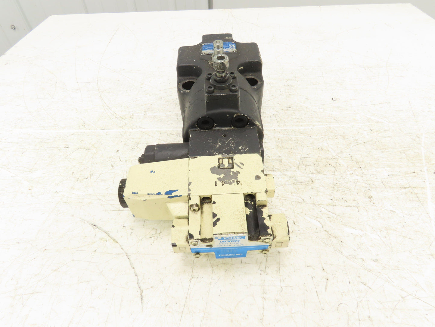 Tokimec Vickers TCG50-10-FV-P7-H-12-SH-S47 Solenoid Controlled Relief Valve 24V