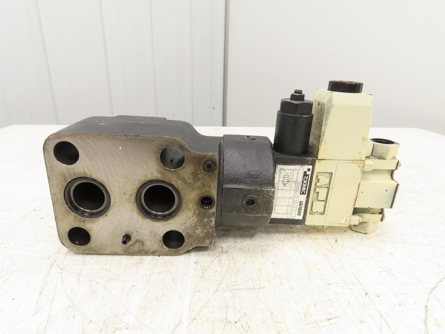 Tokimec Vickers TCG50-10-FV-P7-H-12-SH-S47 Solenoid Controlled Relief Valve 24V