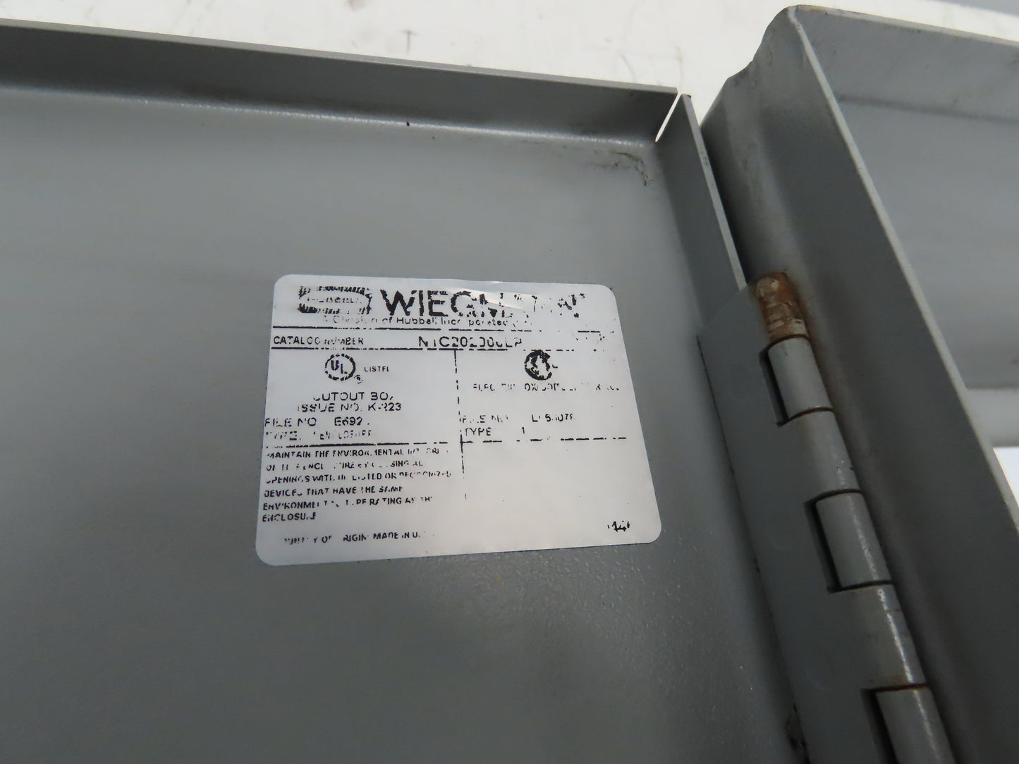 Wiegmann N1C202006LP Industrial Electrical Enclosure With Backplate 20x20x6"