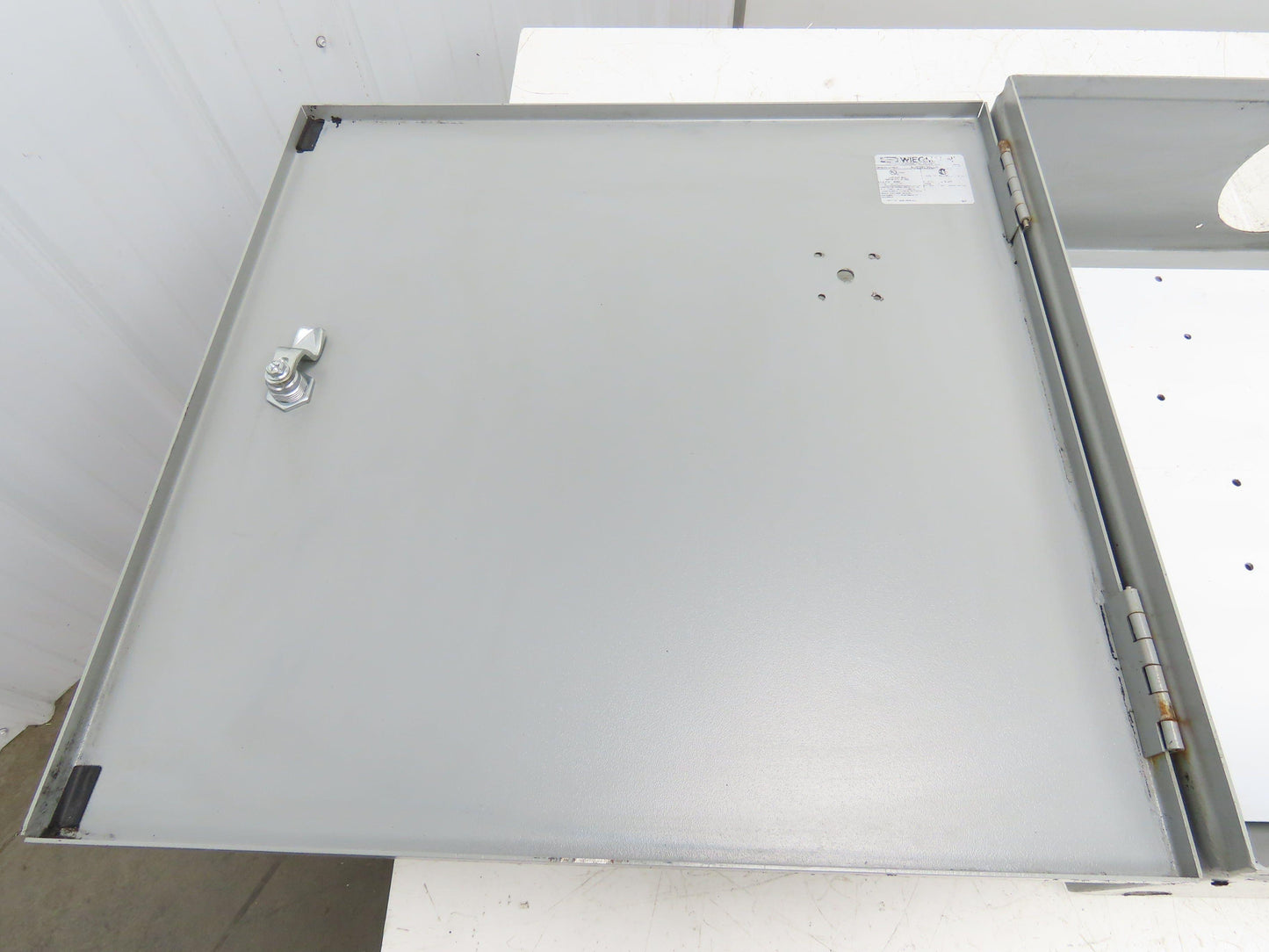 Wiegmann N1C202006LP Industrial Electrical Enclosure With Backplate 20x20x6"