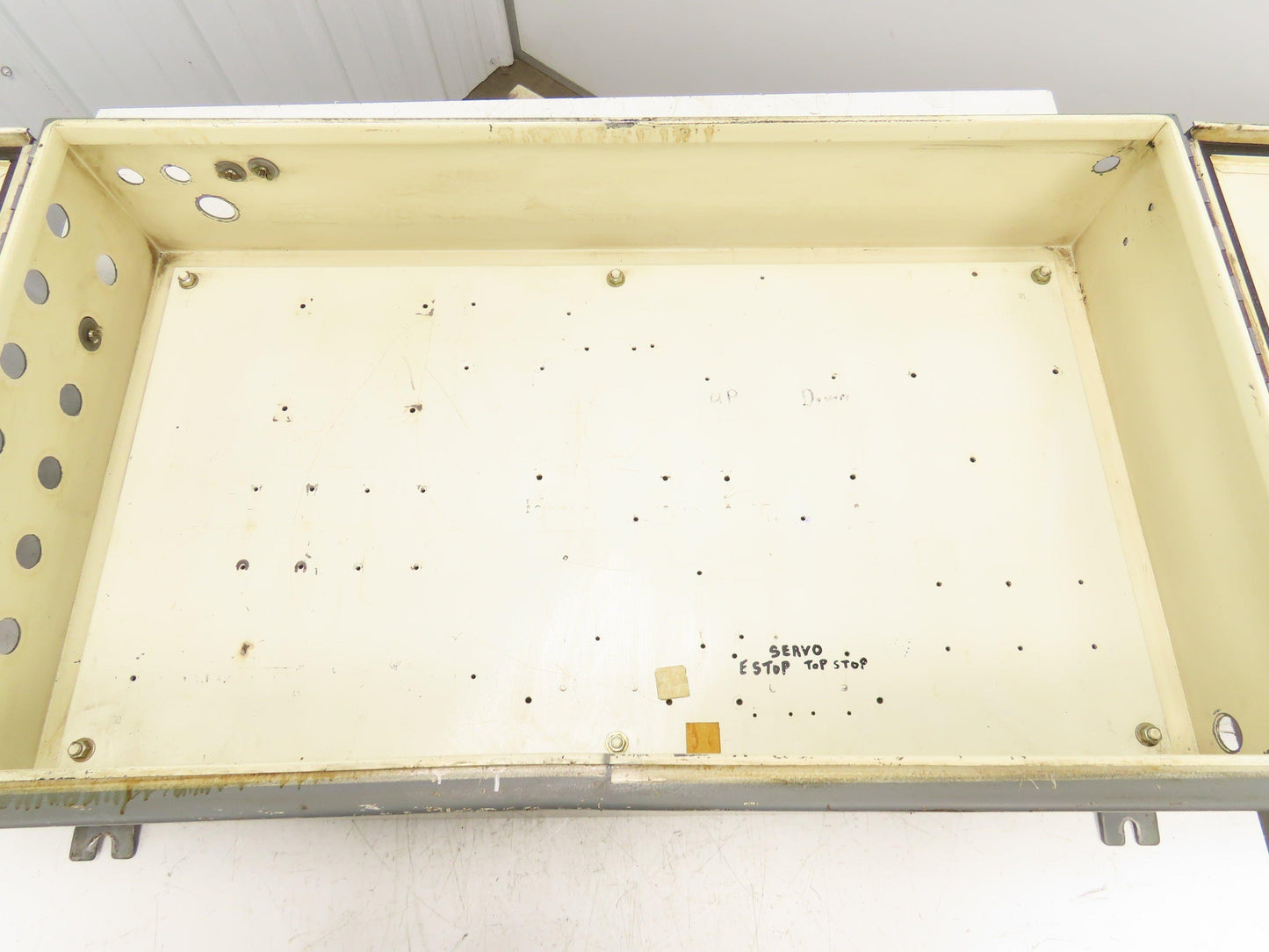 Hoffman Industrial Electrical Enclosure With Double Door And Backplate 42x24x8"