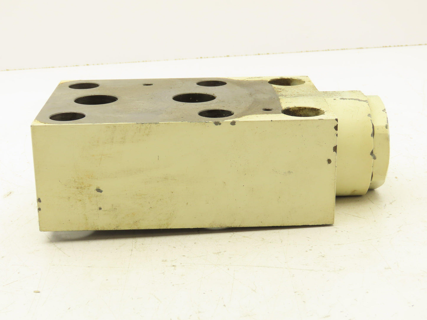 Yuatsuseiko Oilic ZDC-10-9-4127A Hydraulic Modular Sandwich Check Valve