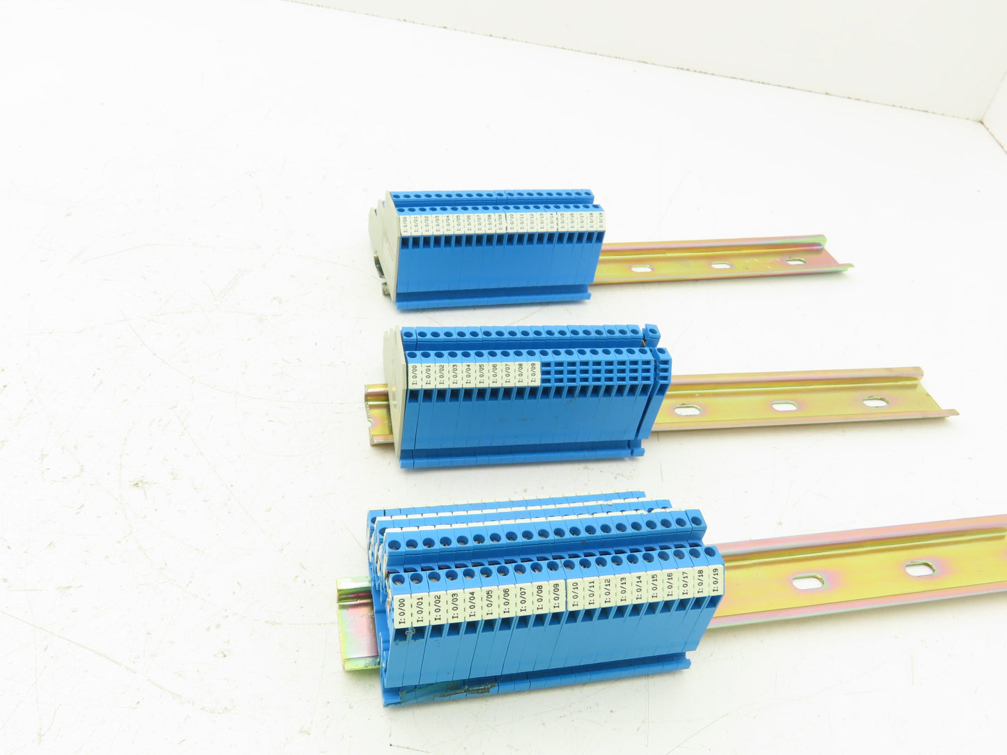 Allen Bradley 1492-WTS3 Terminal Block Din Rail Blue 2.5mm 500V Lot of 60