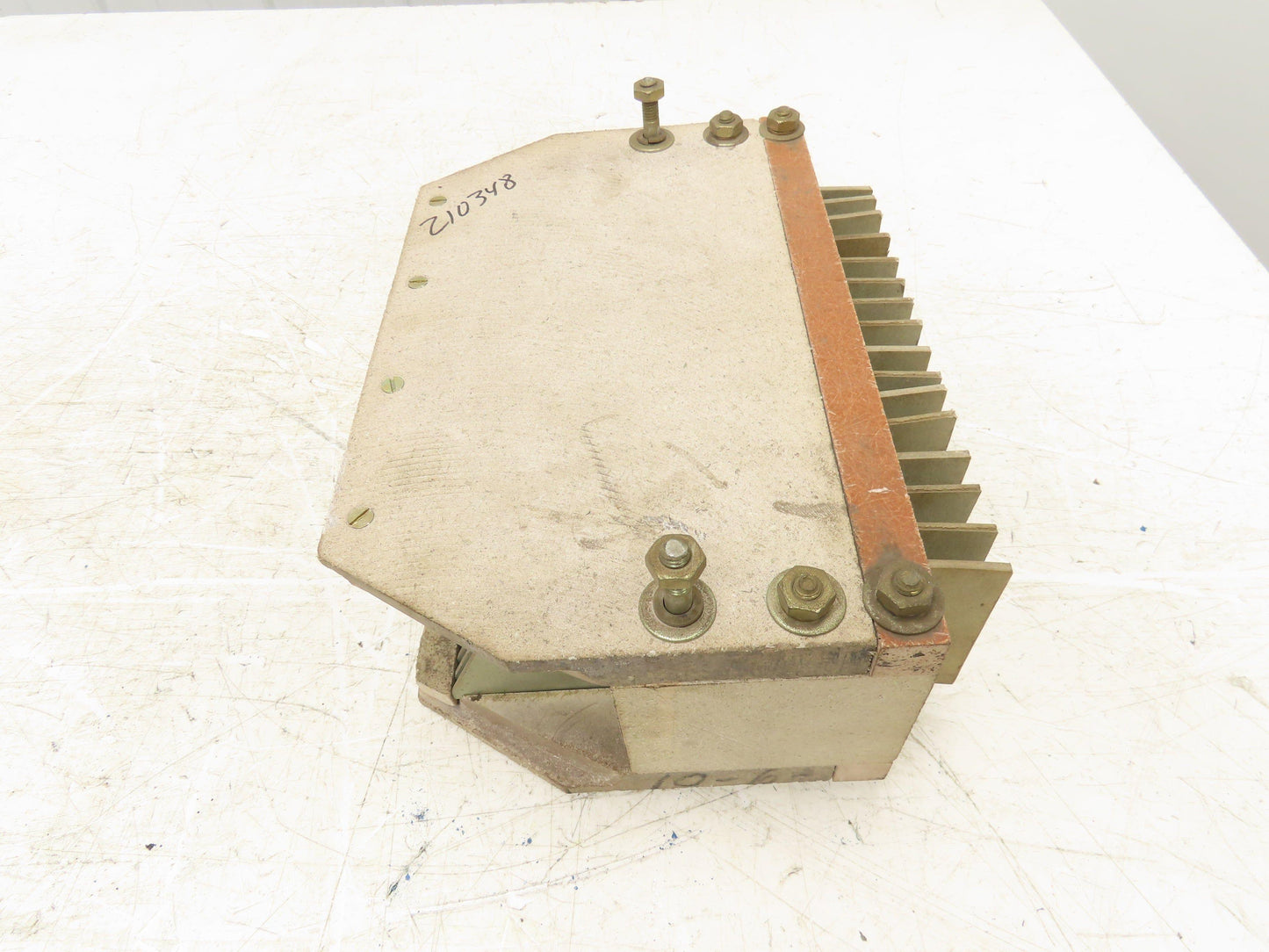 889B478G1 Metallic Arc Quencher Chute 4.5x11.25x7.25" 31 Metal Plates