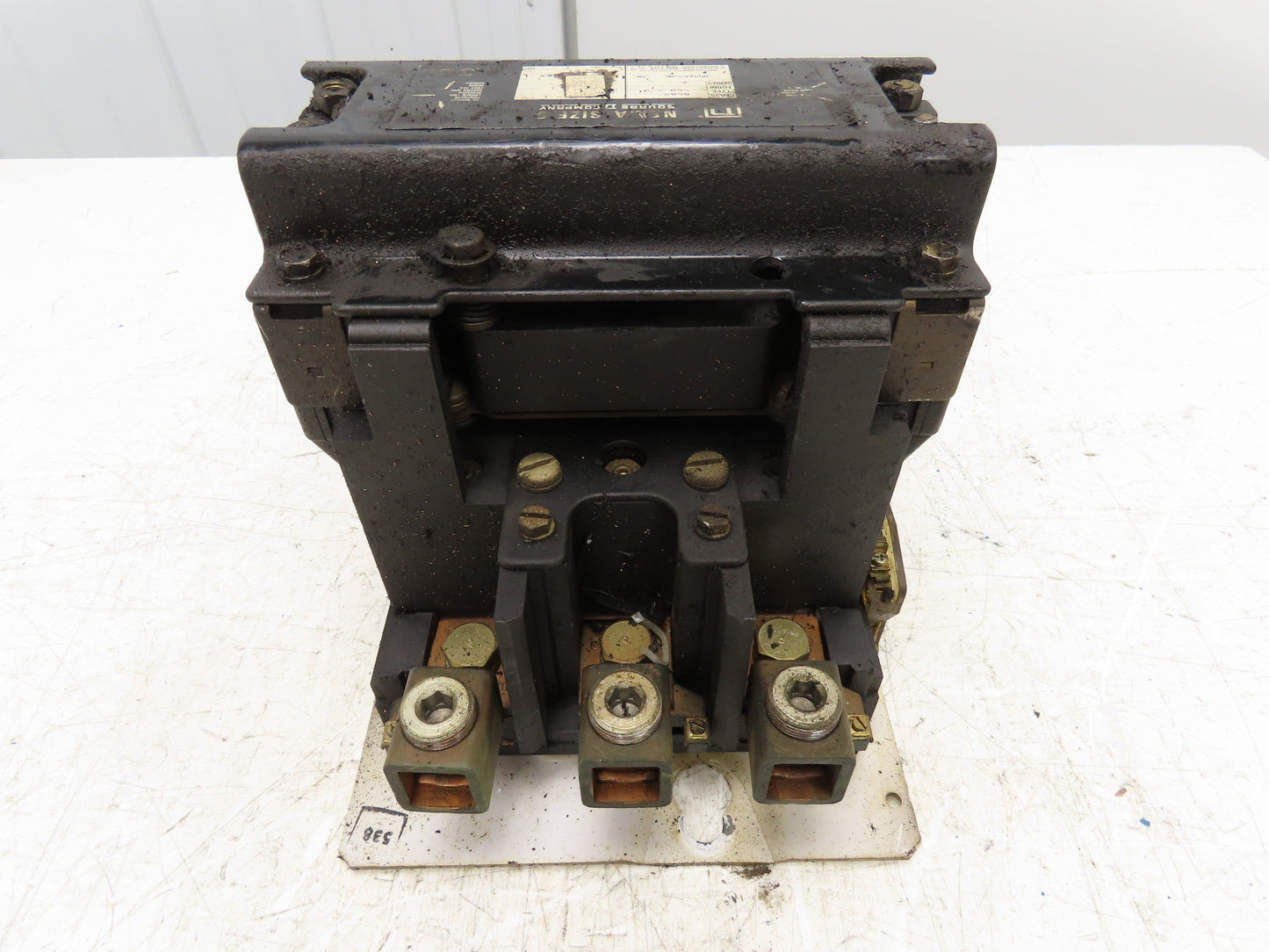 Square D 8502 SG02 Contactor Motor Starter 600V 3 Pole Nema Size 5 120V Coil