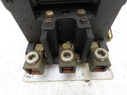 Square D 8502 SG02 Contactor Motor Starter 600V 3 Pole Nema Size 5 120V Coil