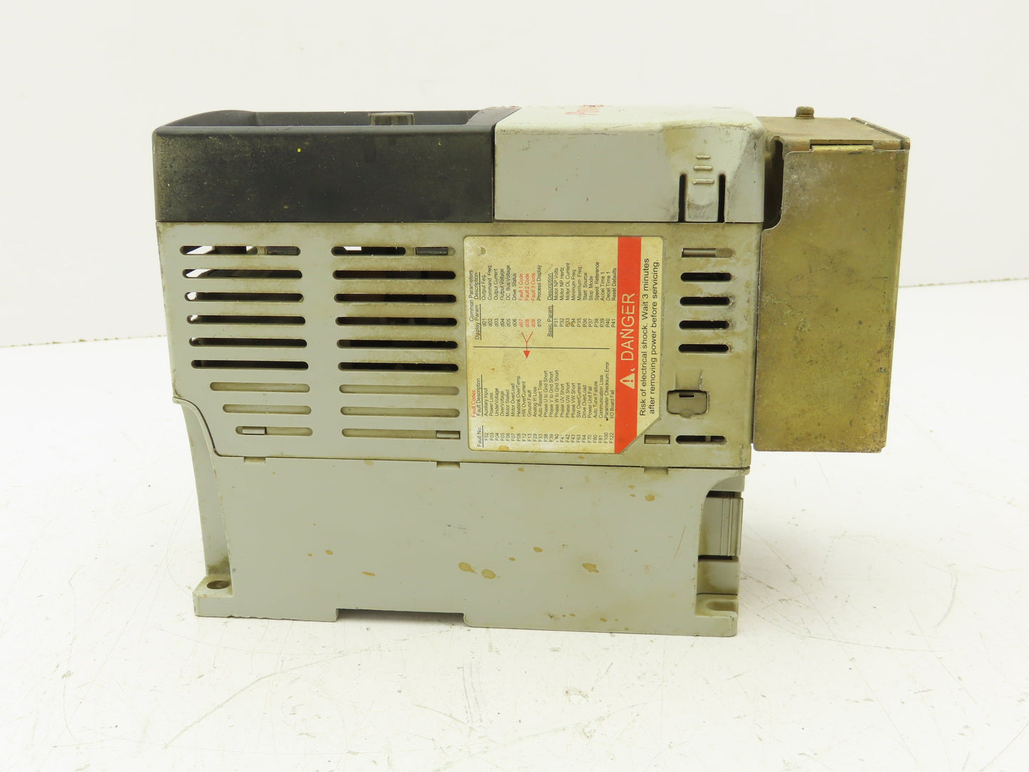 Allen Bradley 22A-D1P4N104 PowerFlex 4 AC Servo Drive 0.5HP 0.4kW 480V 1.8A 3PH