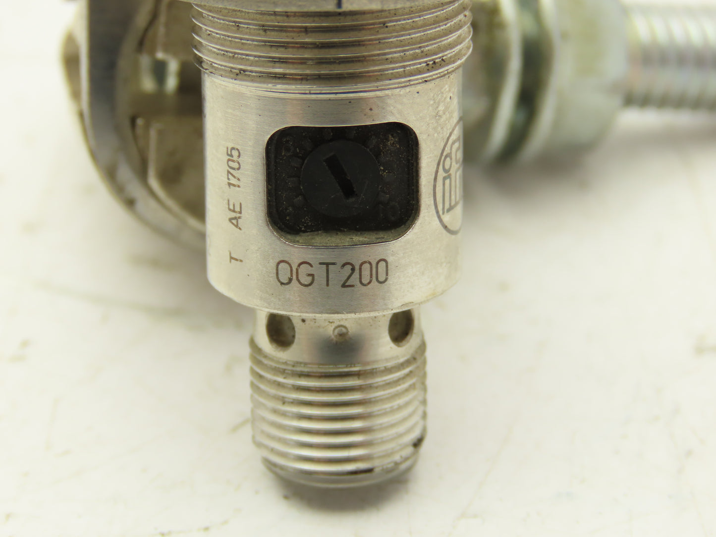 ifm 0GT200 Diffuse Reflection Sensor Threaded 2-600mm