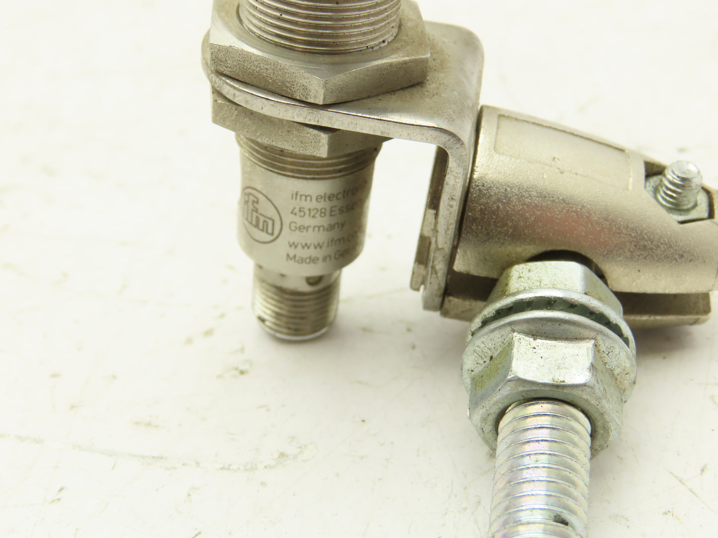 ifm 0GT200 Diffuse Reflection Sensor Threaded 2-600mm