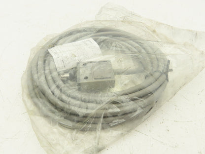 Omron D4C-4332 Microload Compact Limit Switch Oil Resistant Cable