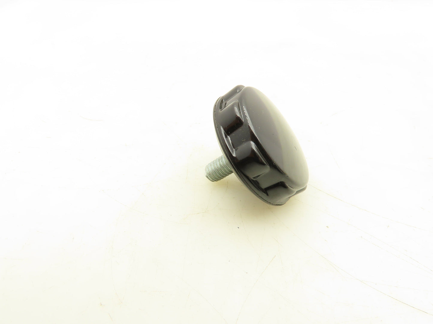 McMaster Carr 6479K41 Black Plastic Knob 3/8"-16 x 1" Stud 2" Head Lot of 20