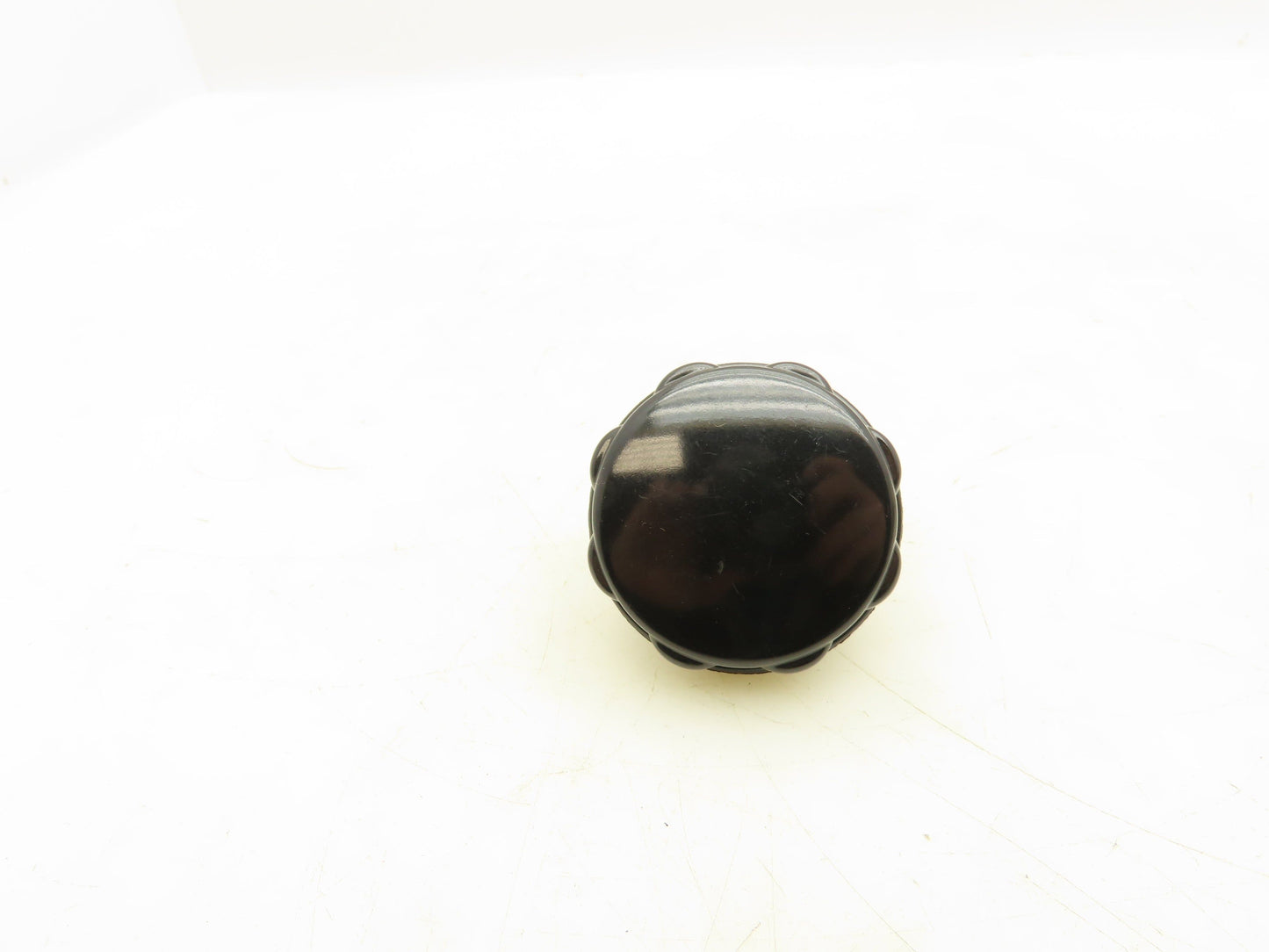 McMaster Carr 6479K41 Black Plastic Knob 3/8"-16 x 1" Stud 2" Head Lot of 20