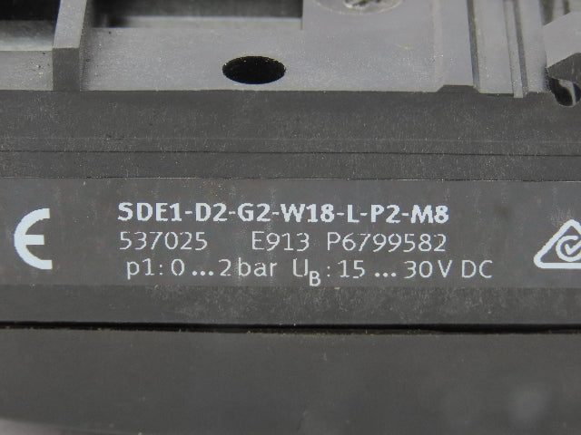 Festo SDE1-D2-G2-W18-L-P2-M8 Differential Pressure Sensor Display 0-2 Bar