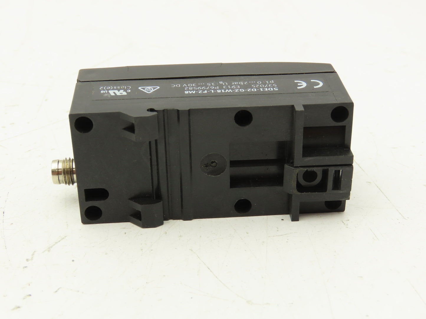 Festo SDE1-D2-G2-W18-L-P2-M8 Differential Pressure Sensor Display 0-2 Bar