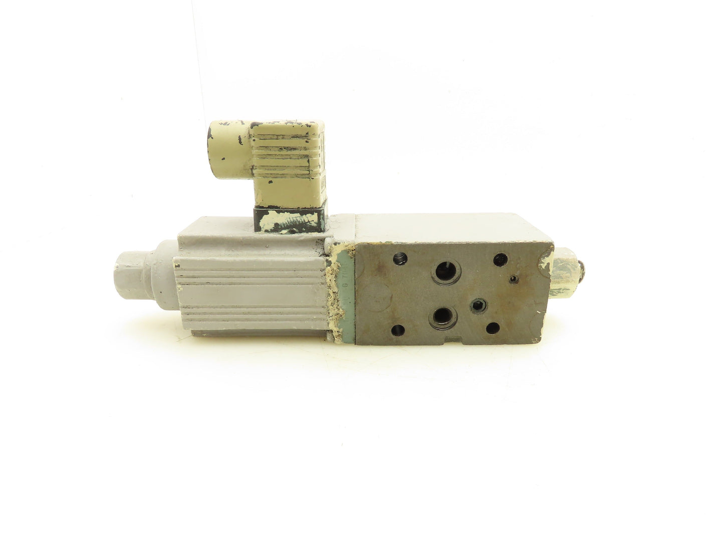 Yuken EDG-01V-H-1-PNT08-5011-R Hydraulic Pilot Relief Valve