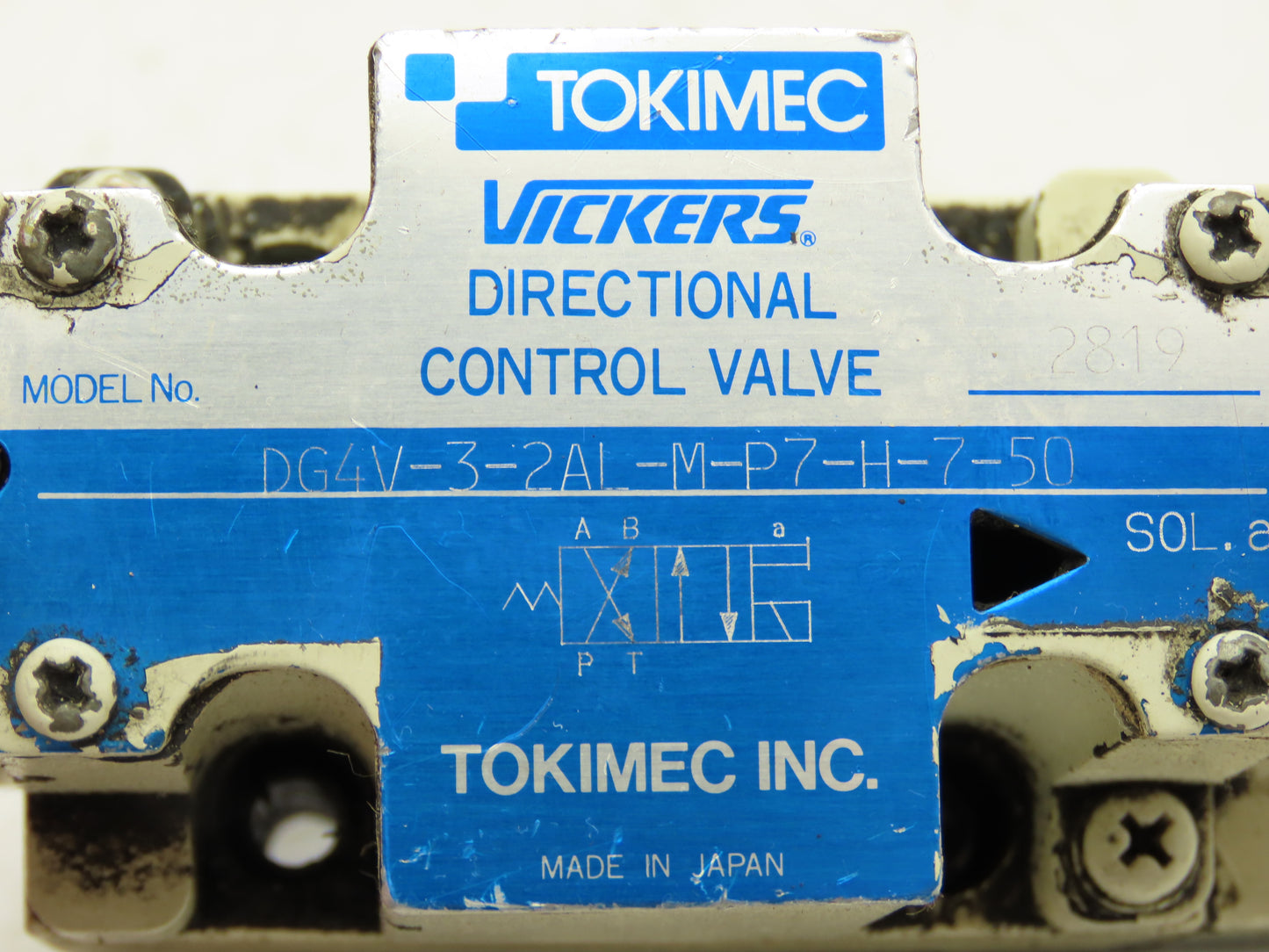 Tokimec Vickers DG4V-3-2AL-M-P7-H-7-50 Hydraulic Directional Solenoid Valve 24VDC