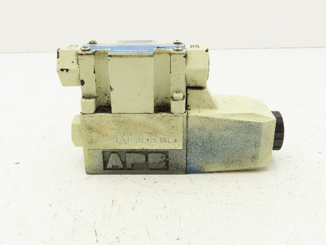 Tokimec Vickers DG4V-3-2AL-M-P7-H-7-50 Hydraulic Directional Solenoid Valve 24VDC