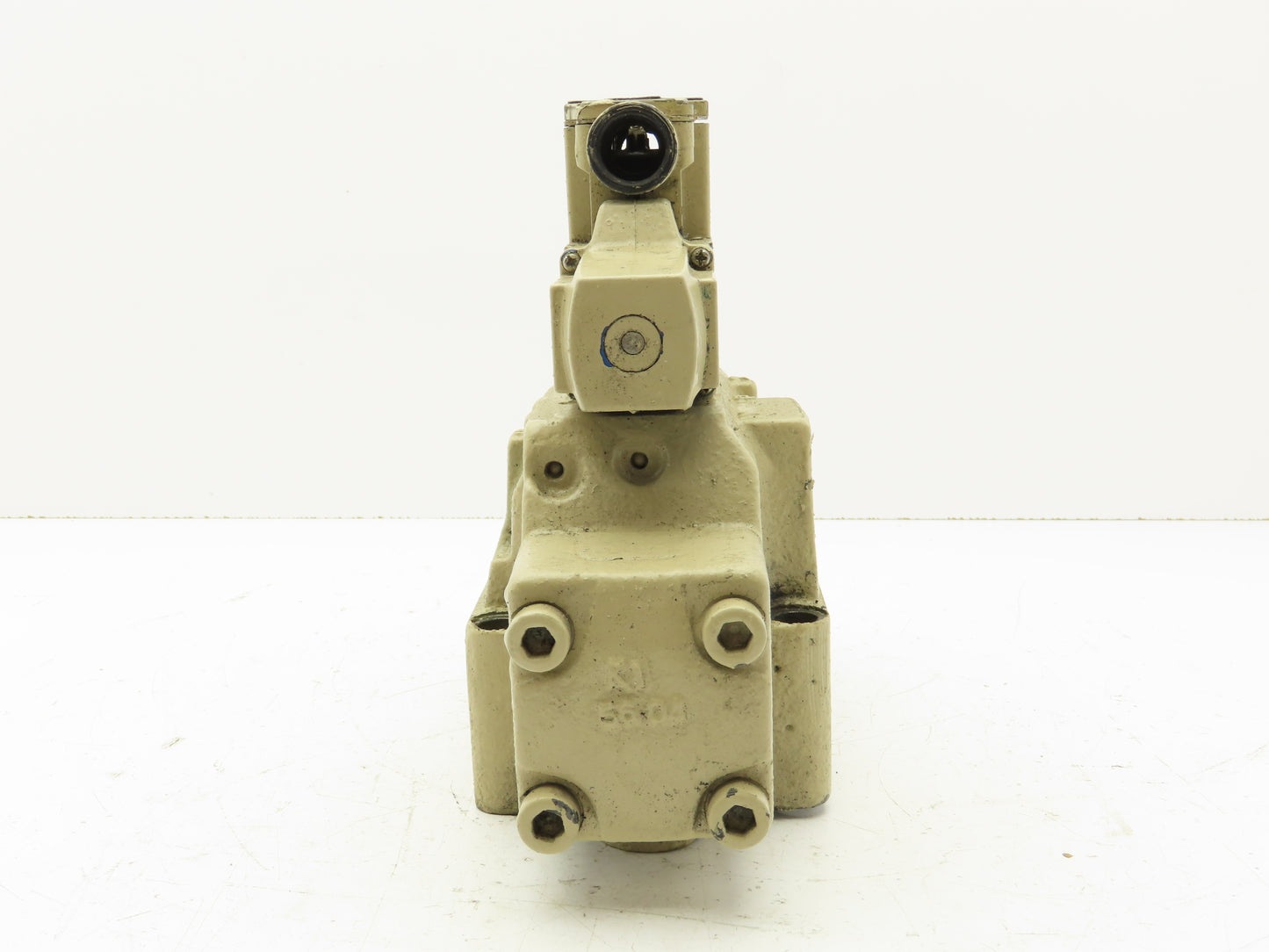 Vickers DG4V-3-6C/DG5V-H8-3C Hydraulic Directional Solenoid Valve 100/110V