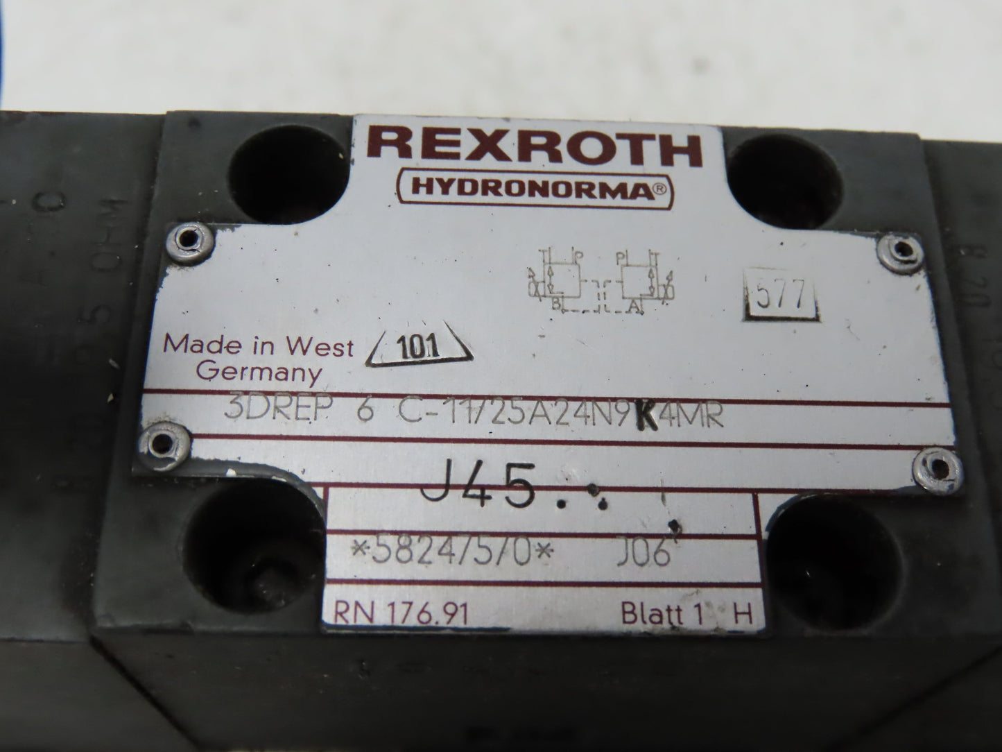 Rexroth 4WRZ 32 Proportional Directional Reducing Solenoid Valve 3DREP 6