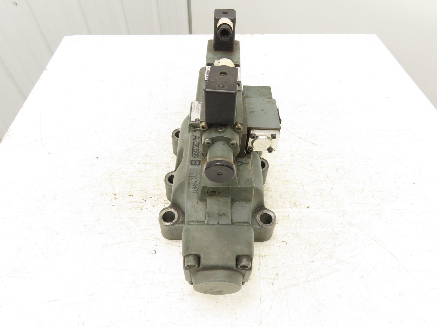 Rexroth 4WRZ 32 Proportional Directional Reducing Solenoid Valve 3DREP 6