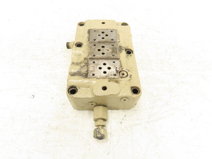 Shibaura UV-25-16 Hydraulic 3-Station Directional Valve Manifold Sub-Base D03