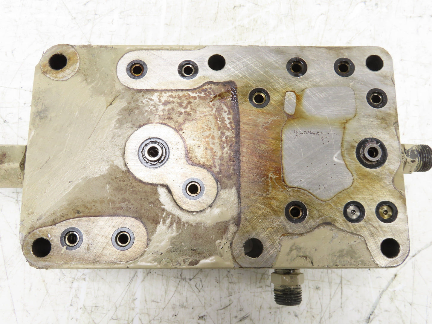 Shibaura UV-25-16 Hydraulic 3-Station Directional Valve Manifold Sub-Base D03