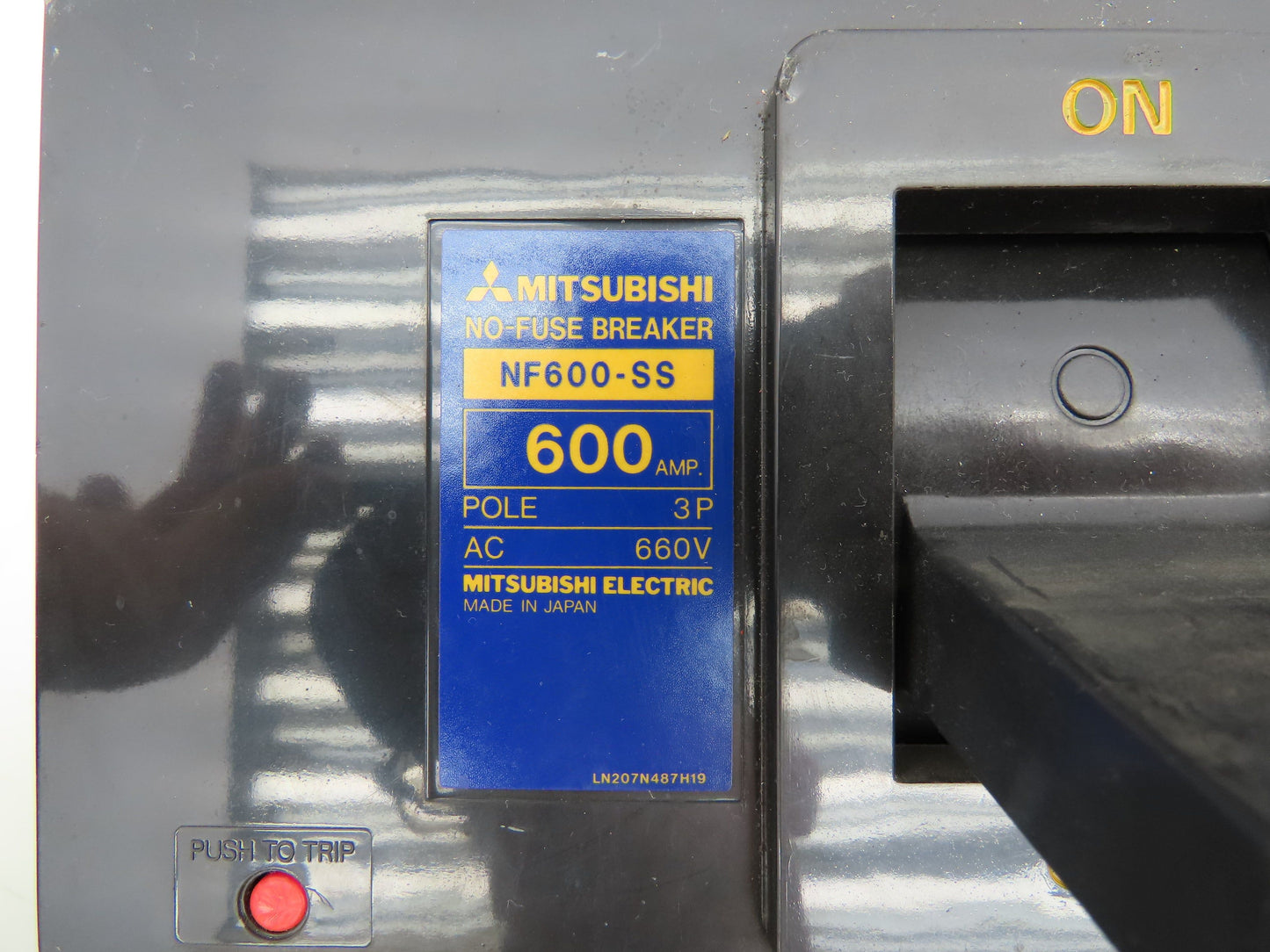 Mitsubishi Electric NF600-SS No-Fuse Circuit Breaker 600A 3P 660V 3Ph