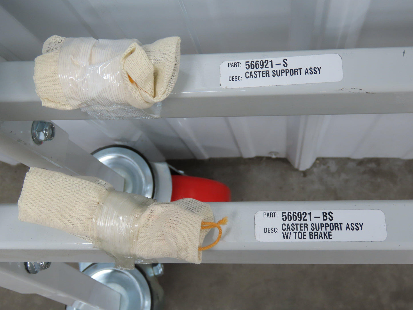 Roach Conveyor Leg Support 30"H x 34"W w/Locking Caster Wheels  Set of 2