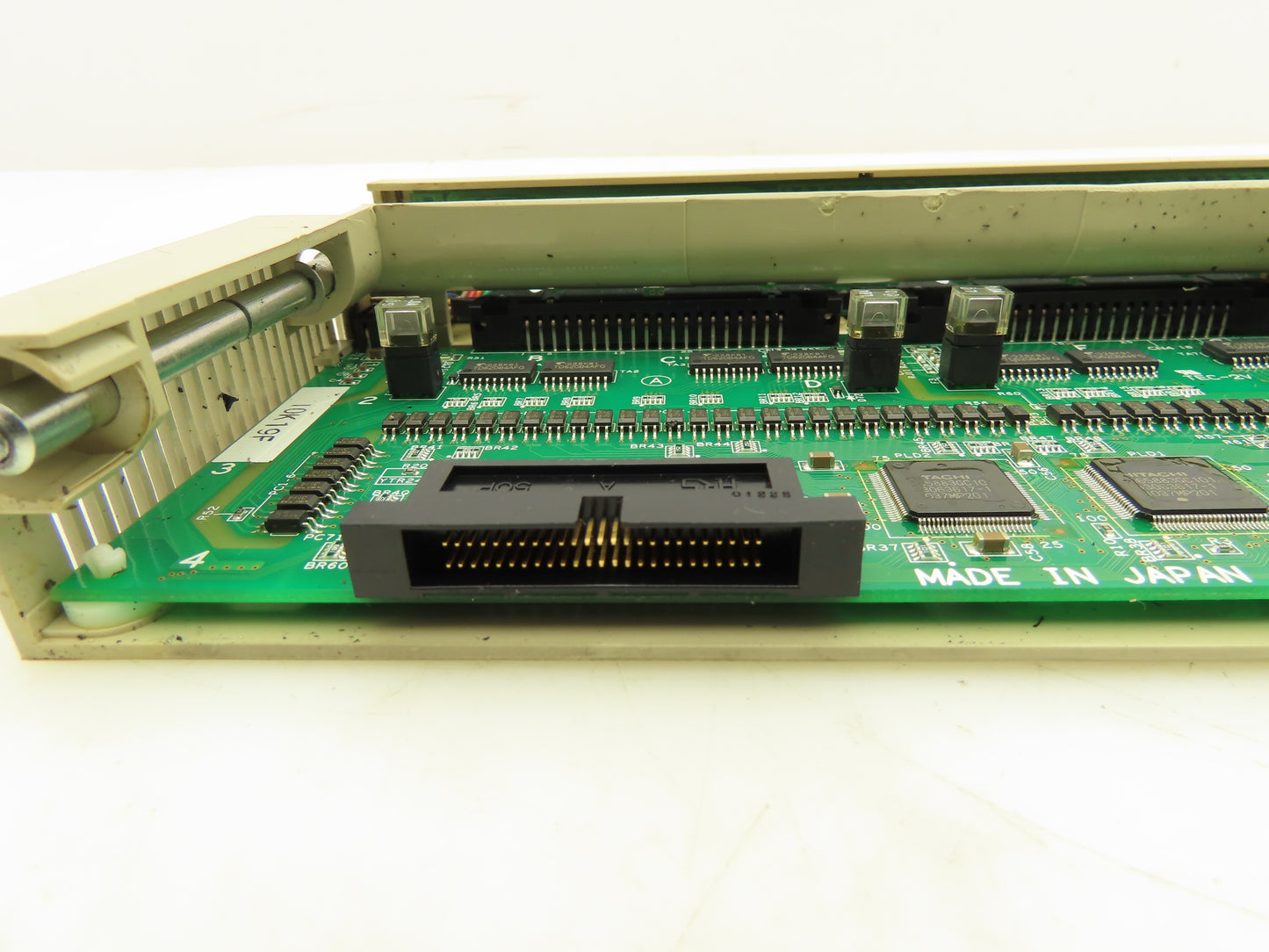 Hitachi YTR24D3MH PLC 64 Point Output Module 24VDC 0.1A