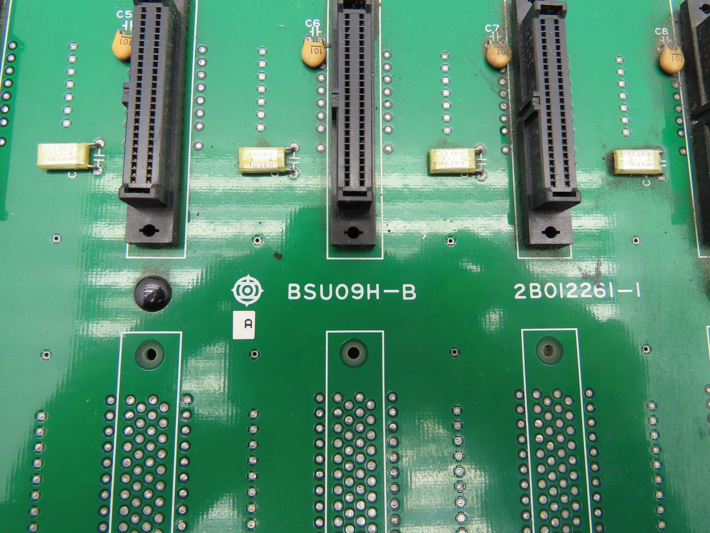 Hitachi BSU09MH PLC Slot Card Chassis Basic Base 9-Slot I/O Board