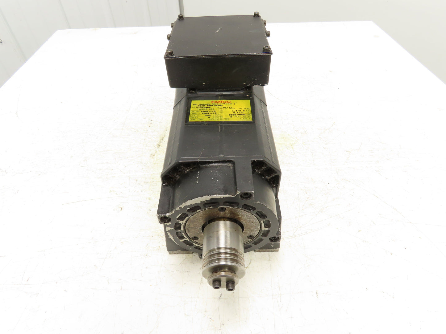 Fanuc A06B-1001-B200 AC Servo Spindle Motor 1.5/2.2kw 3000/8000 RPM 200V 3PH
