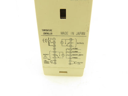 Fuji PXZ5TAY2-0Y000 Temperature Controller 100-240VAC