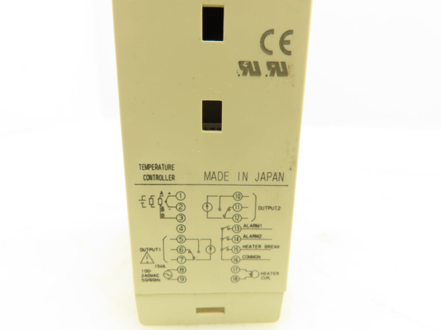 Fuji PXZ5TAY2-0Y000 Temperature Controller 100-240VAC