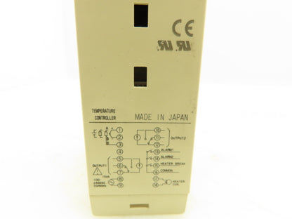 Fuji PXZ5TAY2-0Y000 Temperature Controller 100-240VAC
