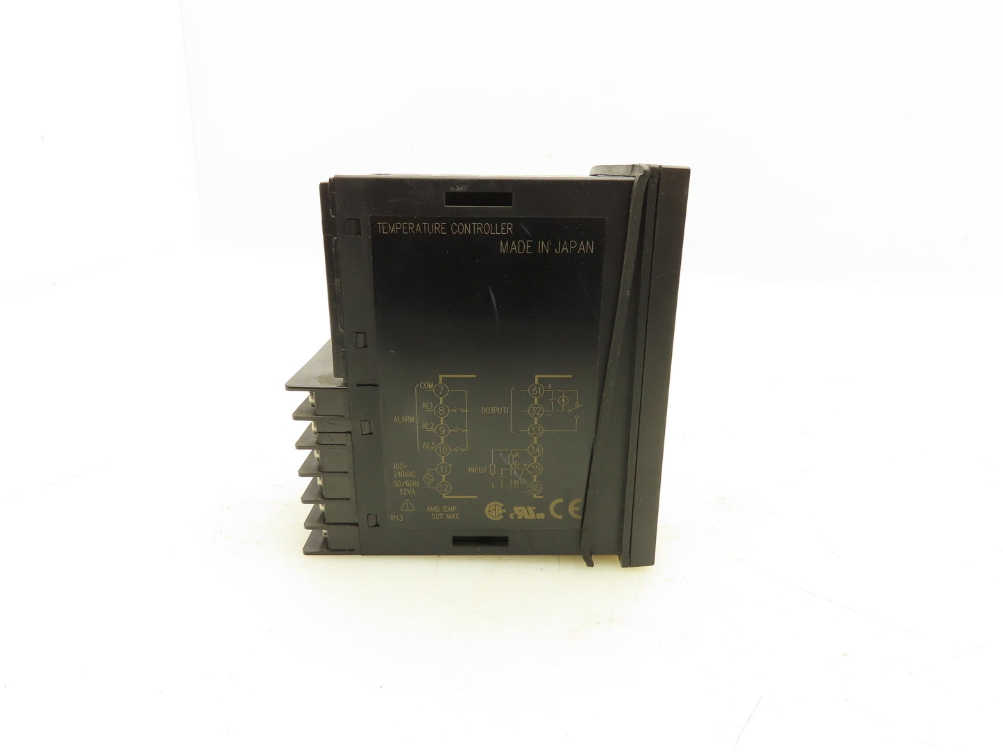 Fuji PXR5RAY1-0Y000 Temperature Controller 100-240VAC 12VA 50/60Hz