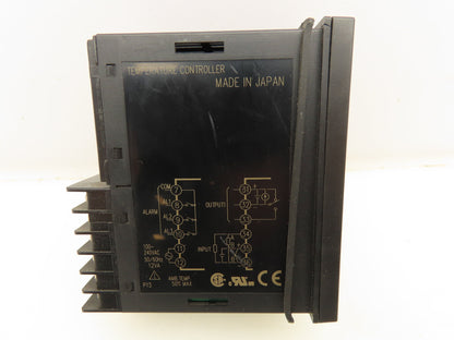 Fuji PXR5RAY1-0Y000 Temperature Controller 100-240VAC 12VA 50/60Hz