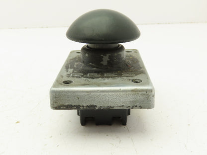 Rees 00662-003 Green Round Mushroom Head Palm Pushbutton Plunger Type 2.25"
