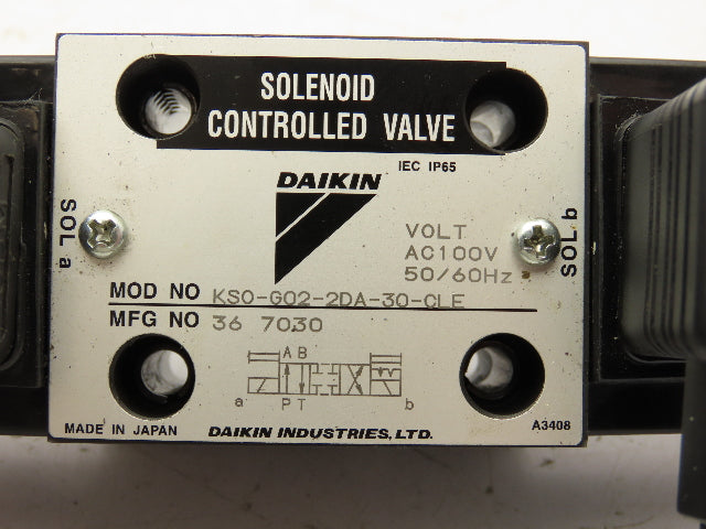 Daikin KSO-G02-2DA-30-CLE Hydraulic Directional Solenoid Valve 110V