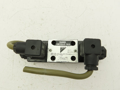 Daikin KSO-G02-2DA-30-CLE Hydraulic Directional Solenoid Valve 110V