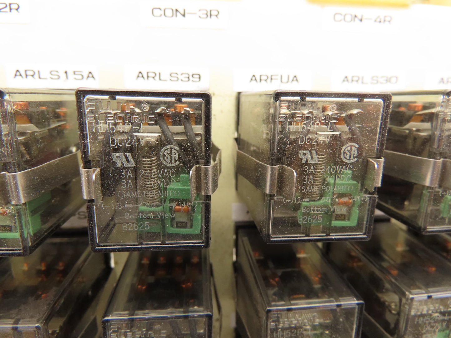 Fuji Electronic Omron HH54P-L Ice Cube Relay Control Panel Assembly 24V