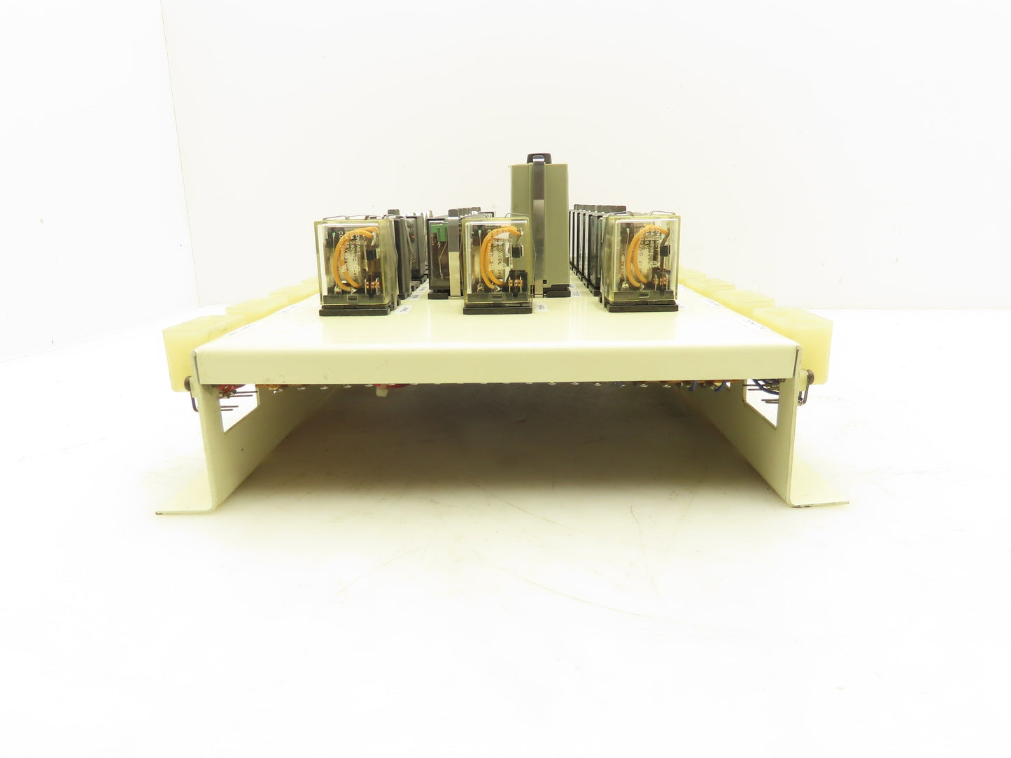 Fuji Electronic Omron HH54P-L Ice Cube Relay Control Panel Assembly 24V